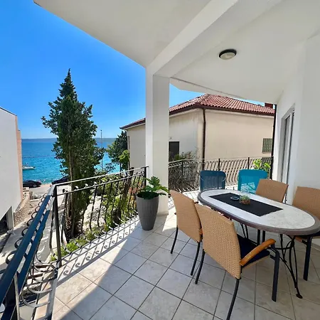 Apartament Bliss *