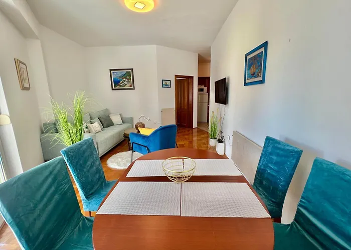Bliss Apartment *